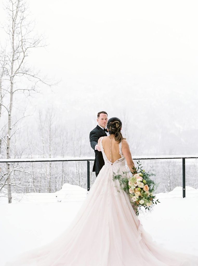 Winter Wedding In Anchorage Alaska